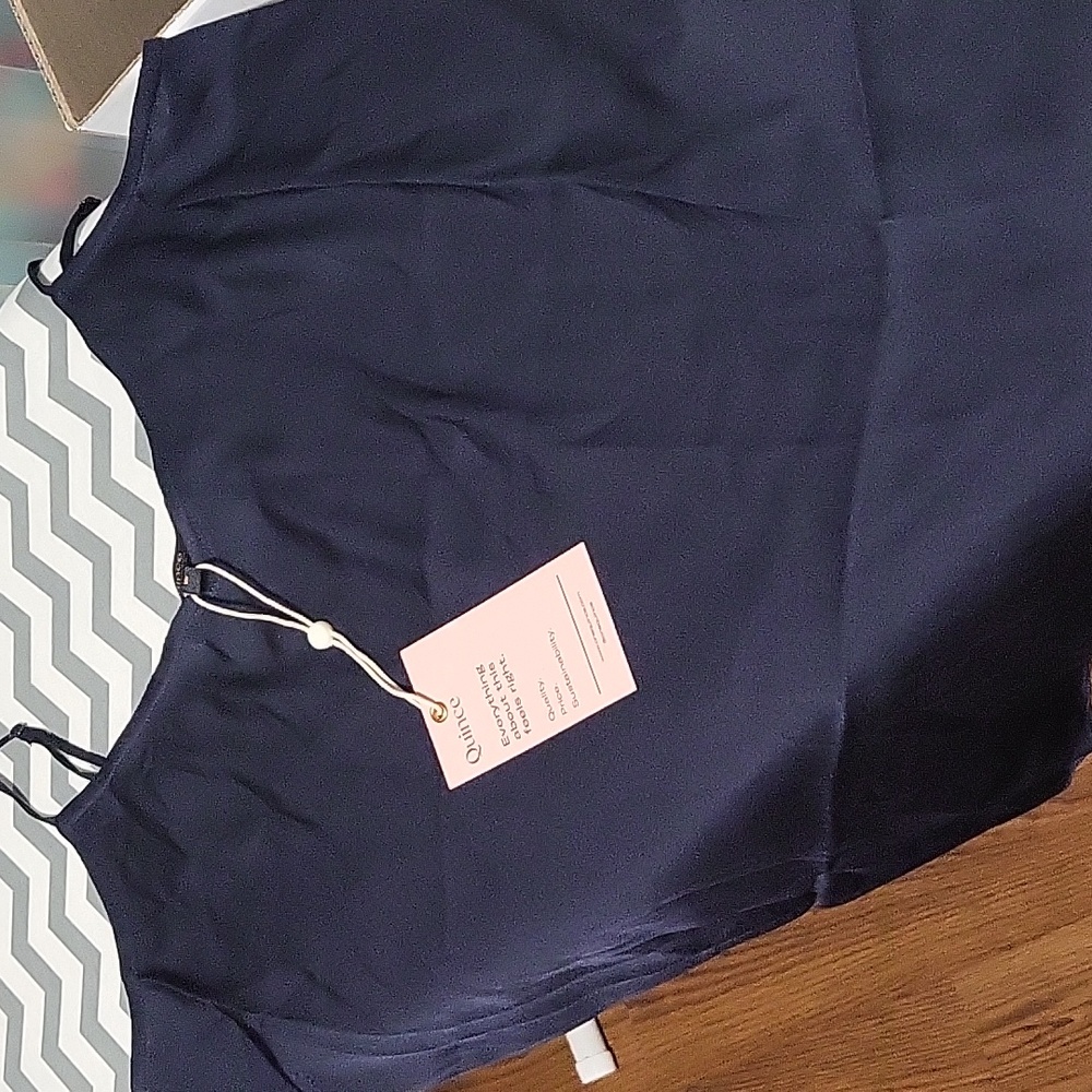 Quince Silk Vneck Cami Navy
